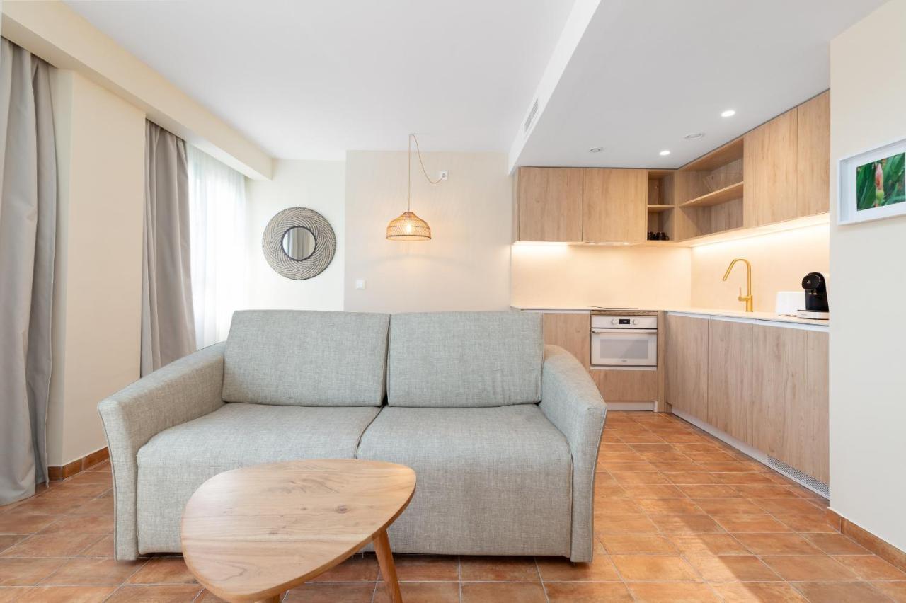 Apartamentos Las Ciencias H فالنسيا المظهر الخارجي الصورة