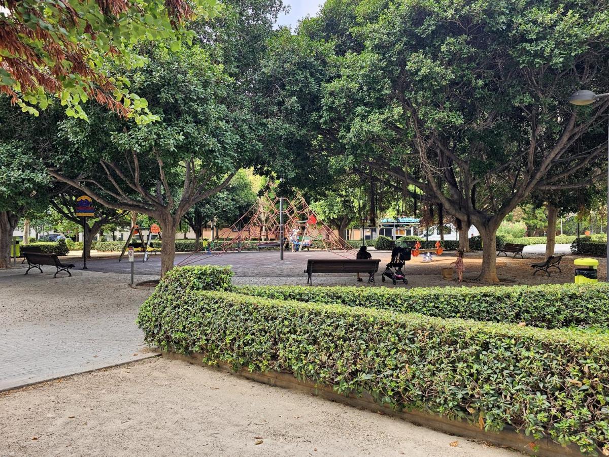 Apartamentos Las Ciencias H فالنسيا المظهر الخارجي الصورة